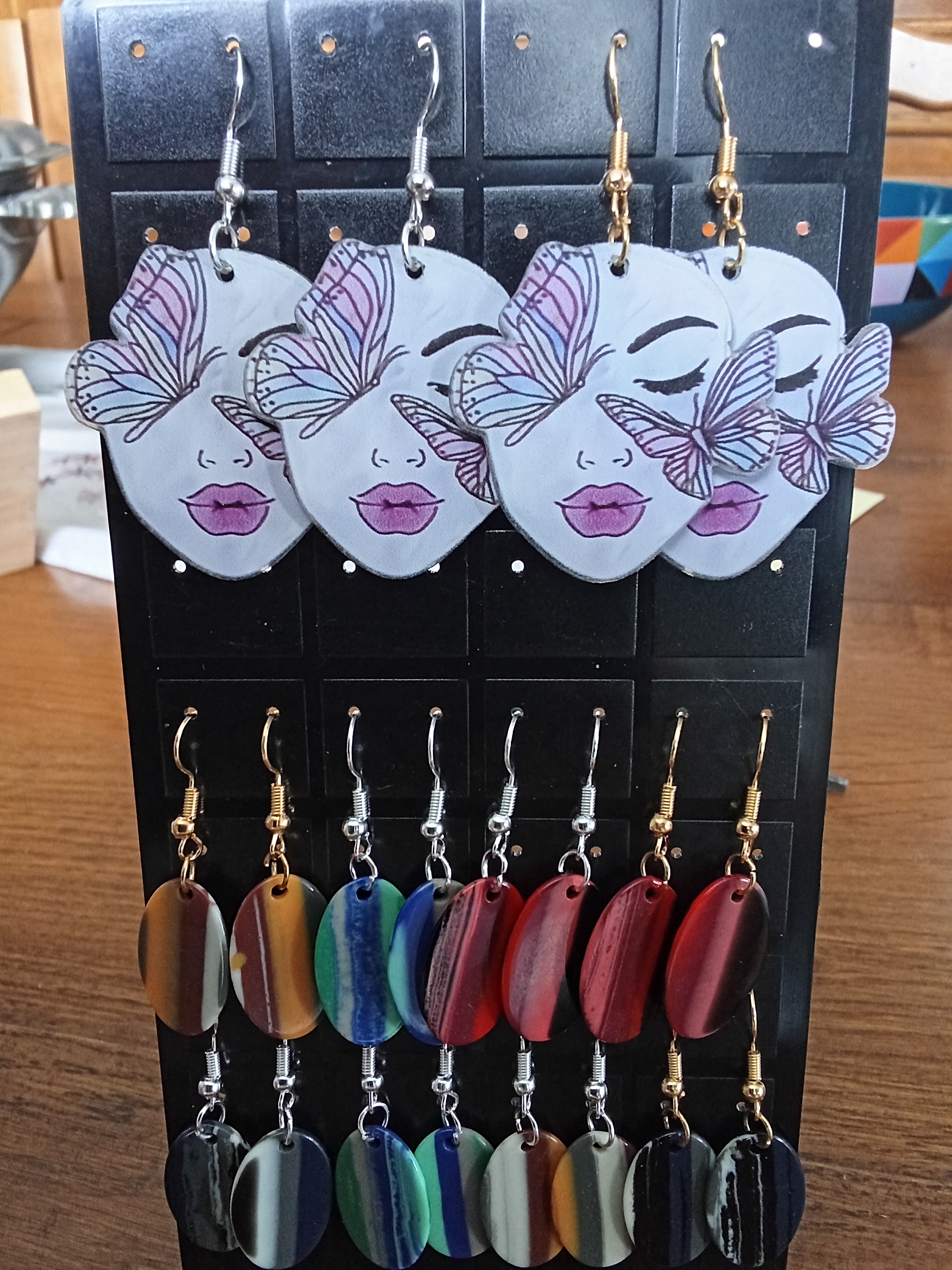 boucles d'oreilles couleurs multicolores et visage - Les bijoux de Ninice